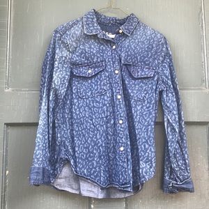 Gap jean cheetah print shirt size M